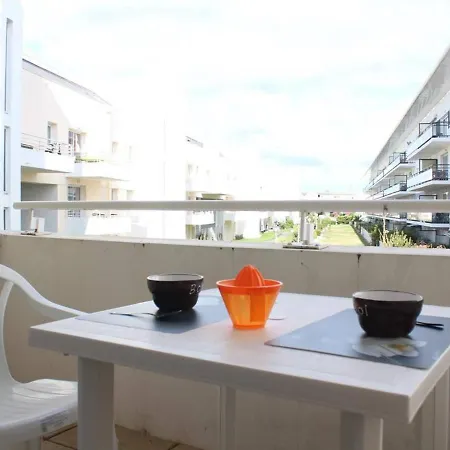 Confort Avec Balcon, Piscine Et Parking, - Fr-1-246-645 لا روشيل